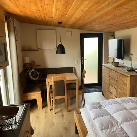 Luett Hus * שטראלסונד